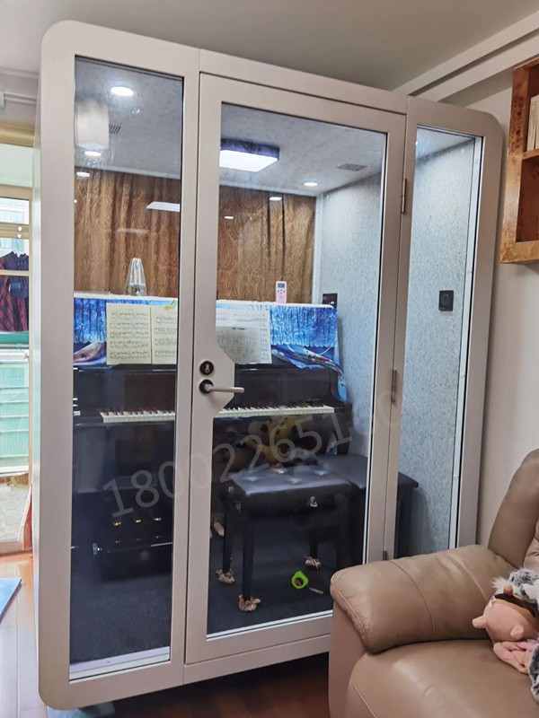 隔音鋼琴房